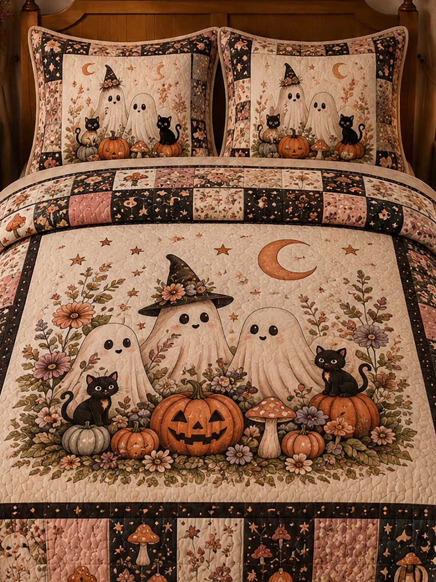 Cottage Ghost Pumpkin Black Cat Patchwork 3‐Piece Quilted Bedding Set