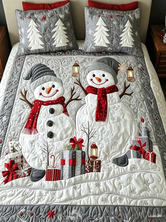 Gifted Snow 3-Piece Quilted Bedding Set